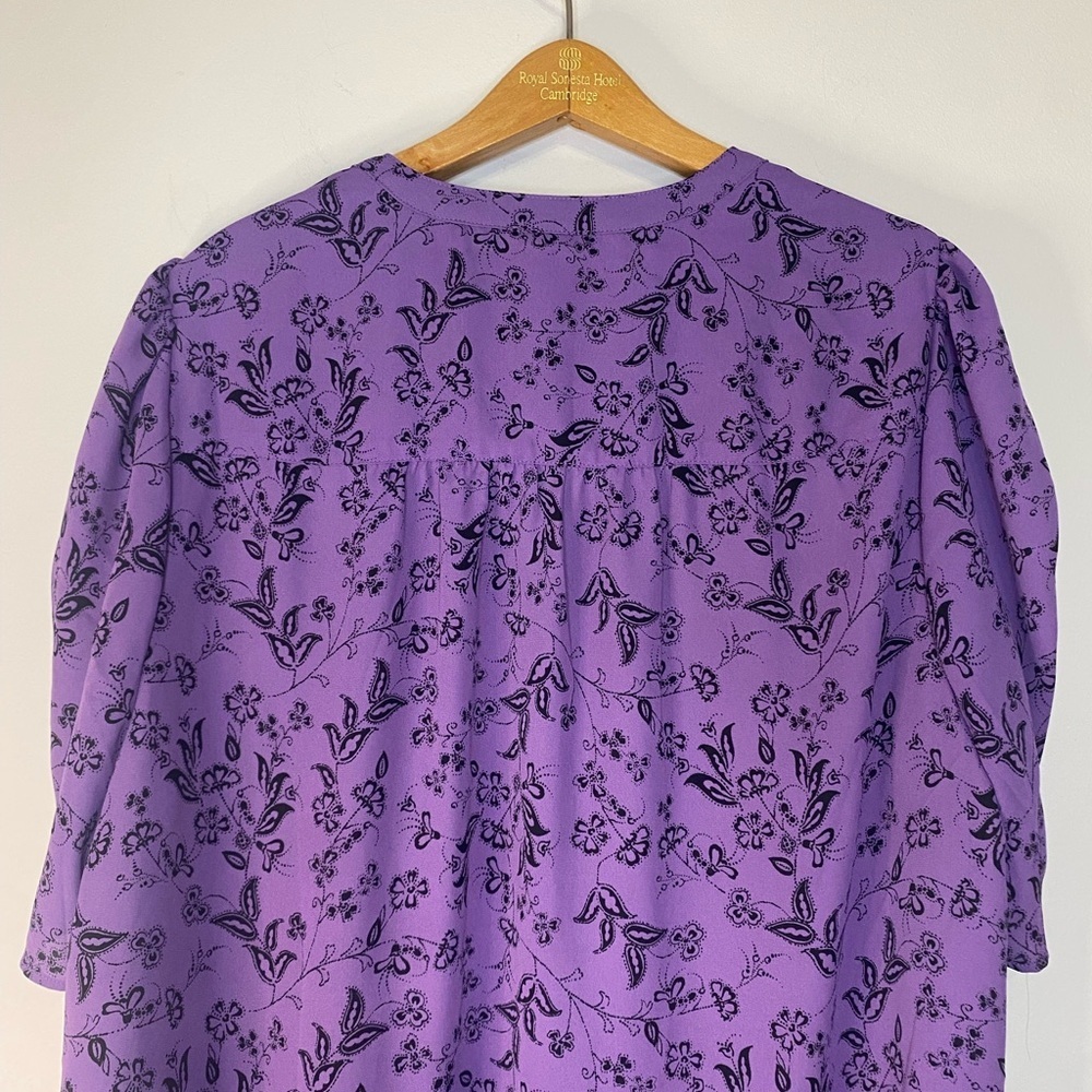 Torrid Harper Floral Purple V Neck Buttons Short Sleeve Top Blouse Ruffles XXL 2 - Picture 10 of 16